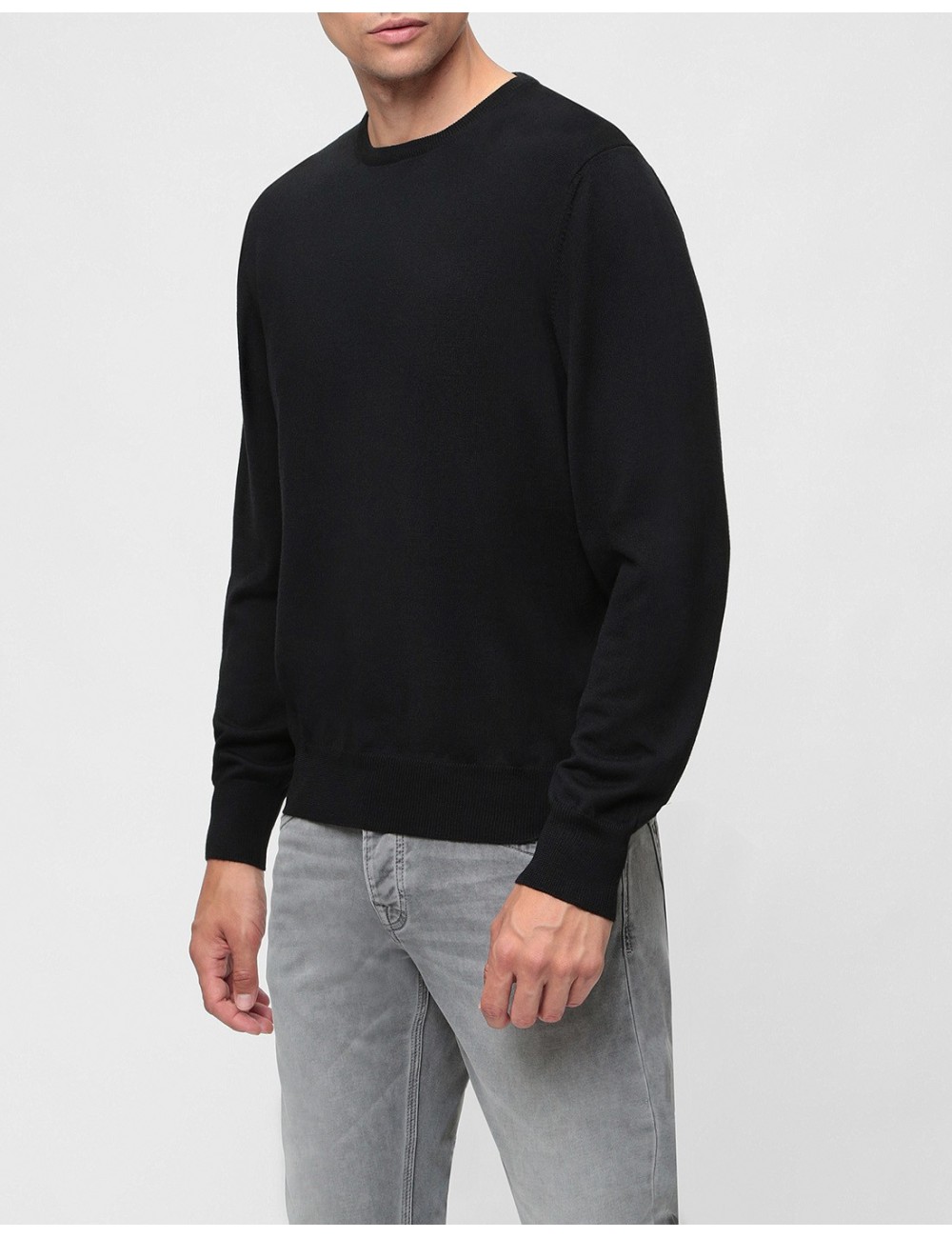 Paricollo nero in lana