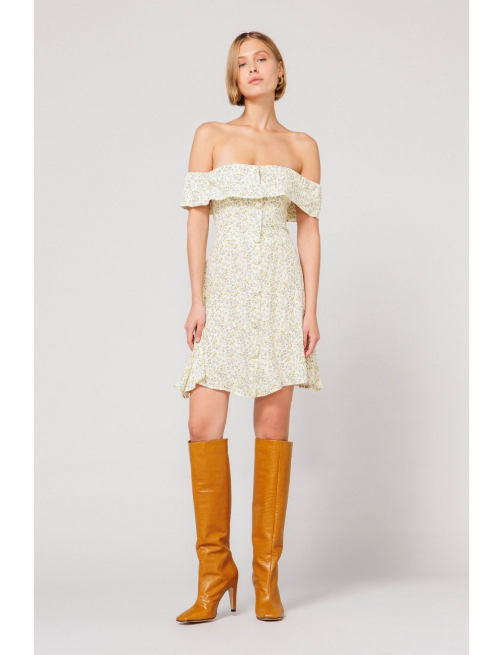 Abito scollo a barca