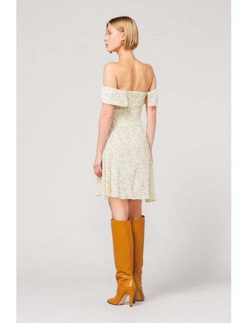 Abito scollo a barca