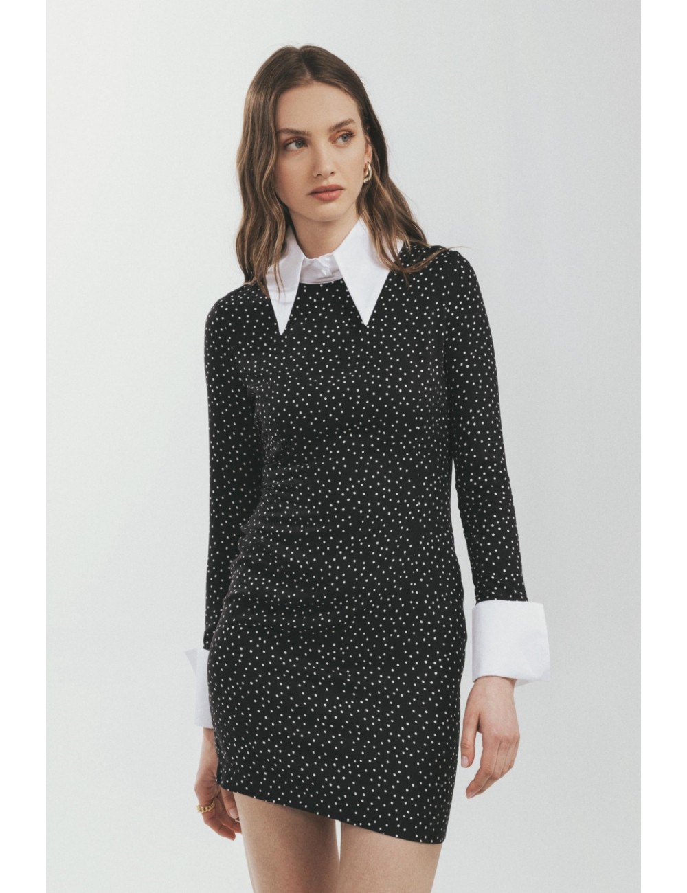 Abito Corto In Crepe Con Dettaglio Collo