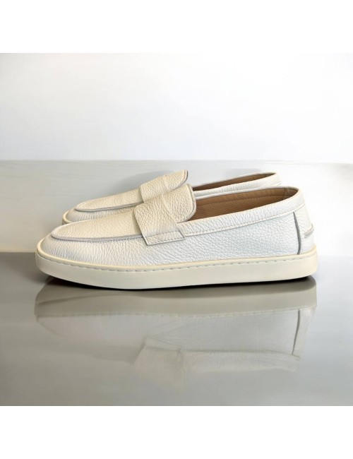 Mocassino leggero gesso