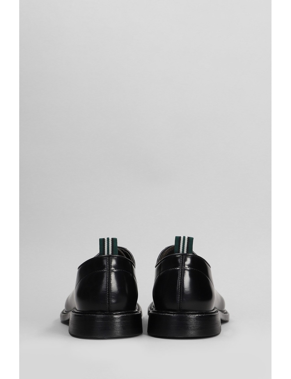 Derby in pelle spazzolata