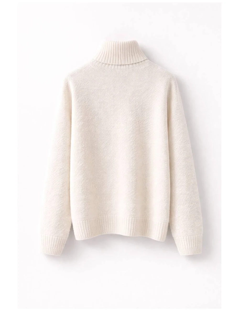 Maglione bianco panna a collo alto