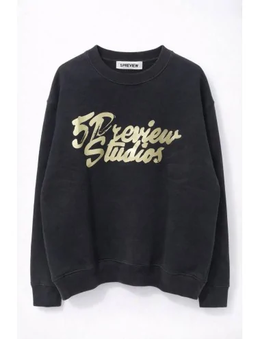 Felpa nera con logo dorato