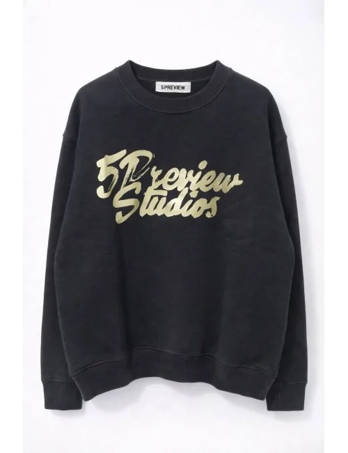 Felpa nera con logo dorato