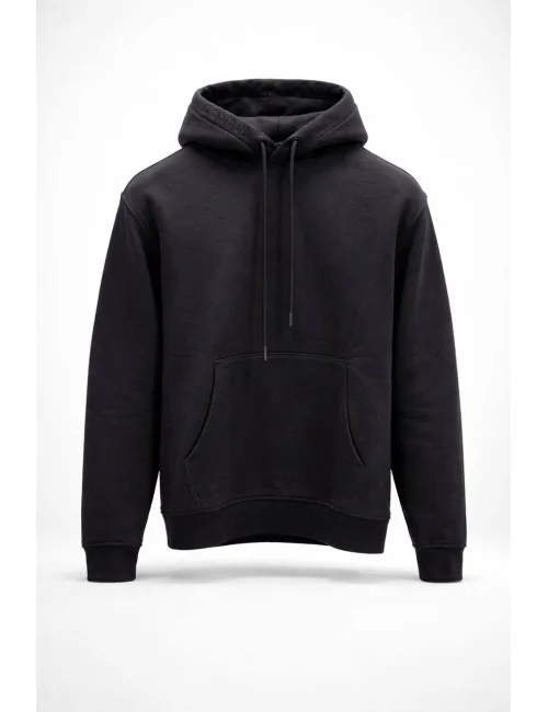 Felpa total black con cappuccio