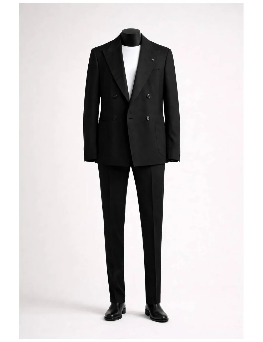 Abito nero doppiopetto