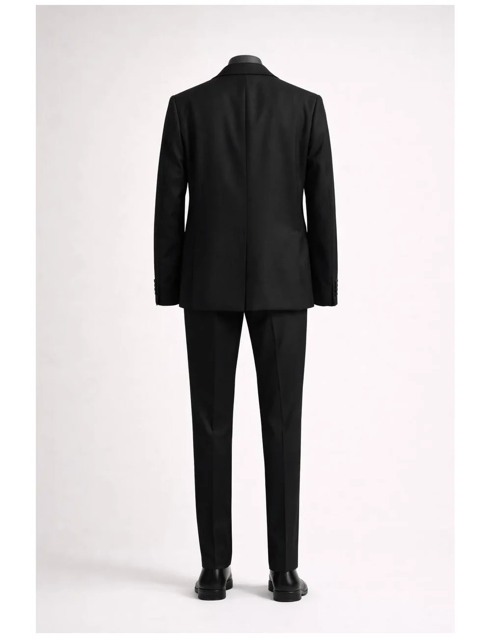 Abito nero doppiopetto